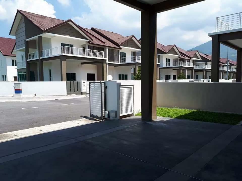 Greenville Homestay Balik Pulau Eksteriør billede